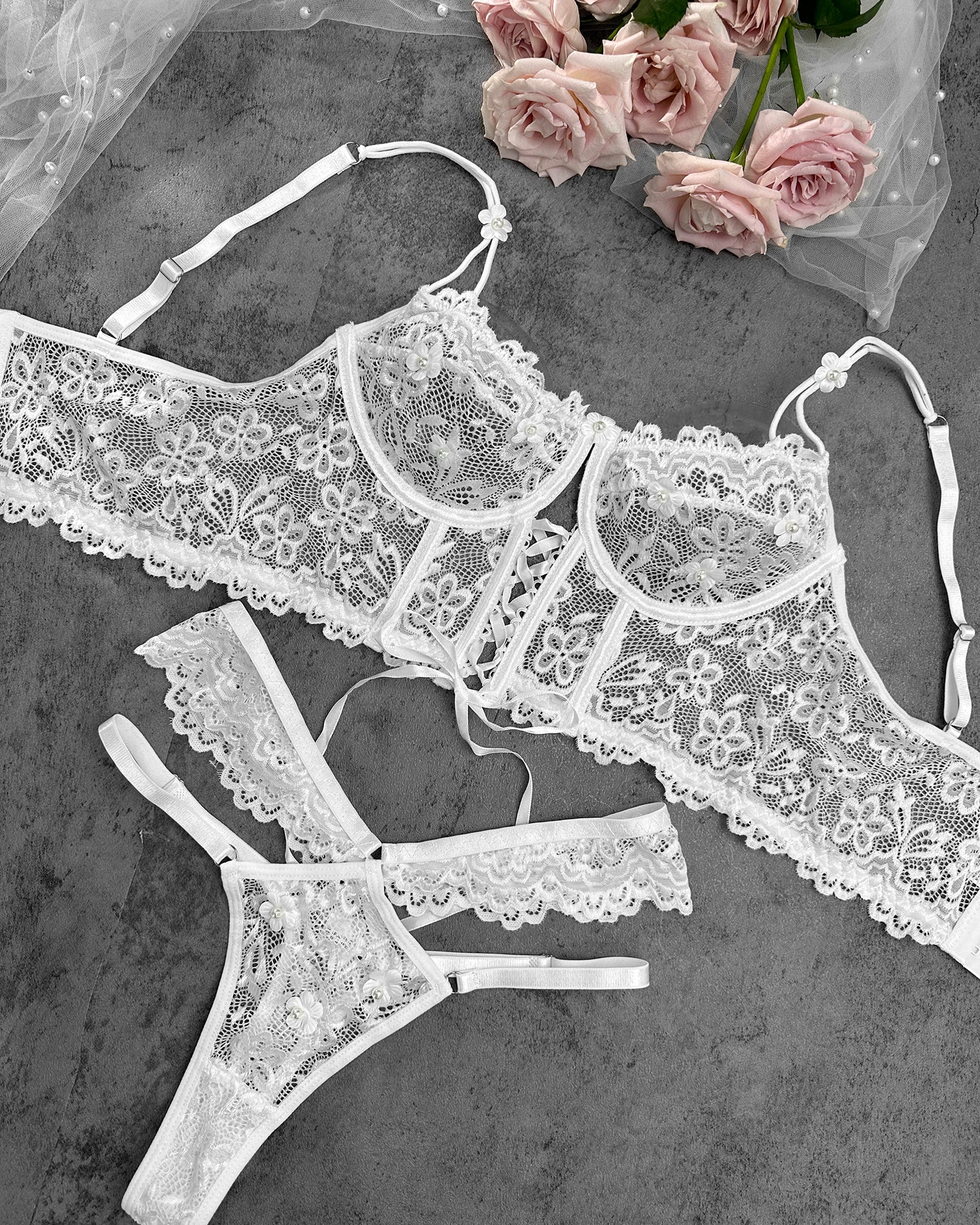 White Pearls Small Flower Lace Lingerie Set