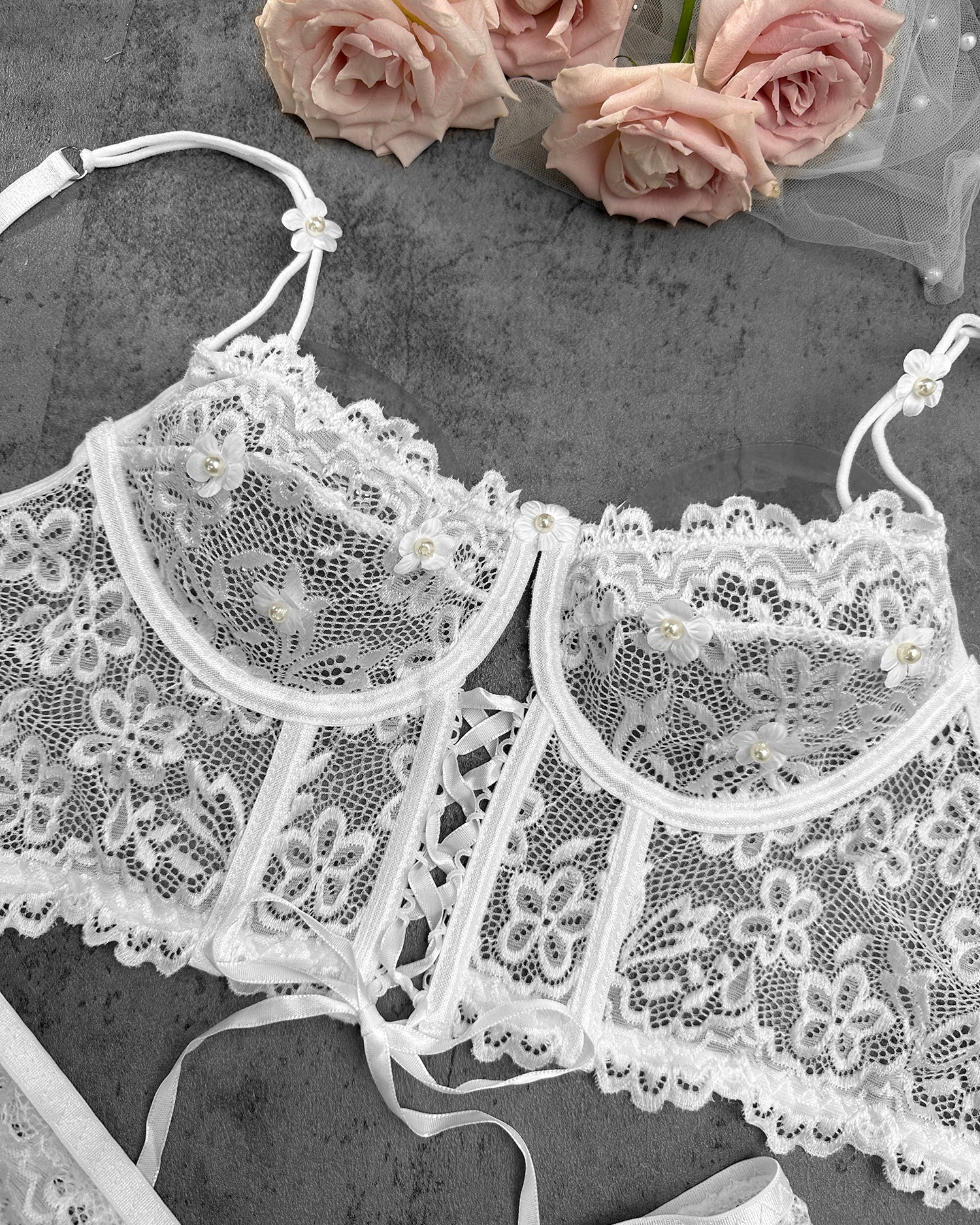 White Pearls Small Flower Lace Lingerie Set