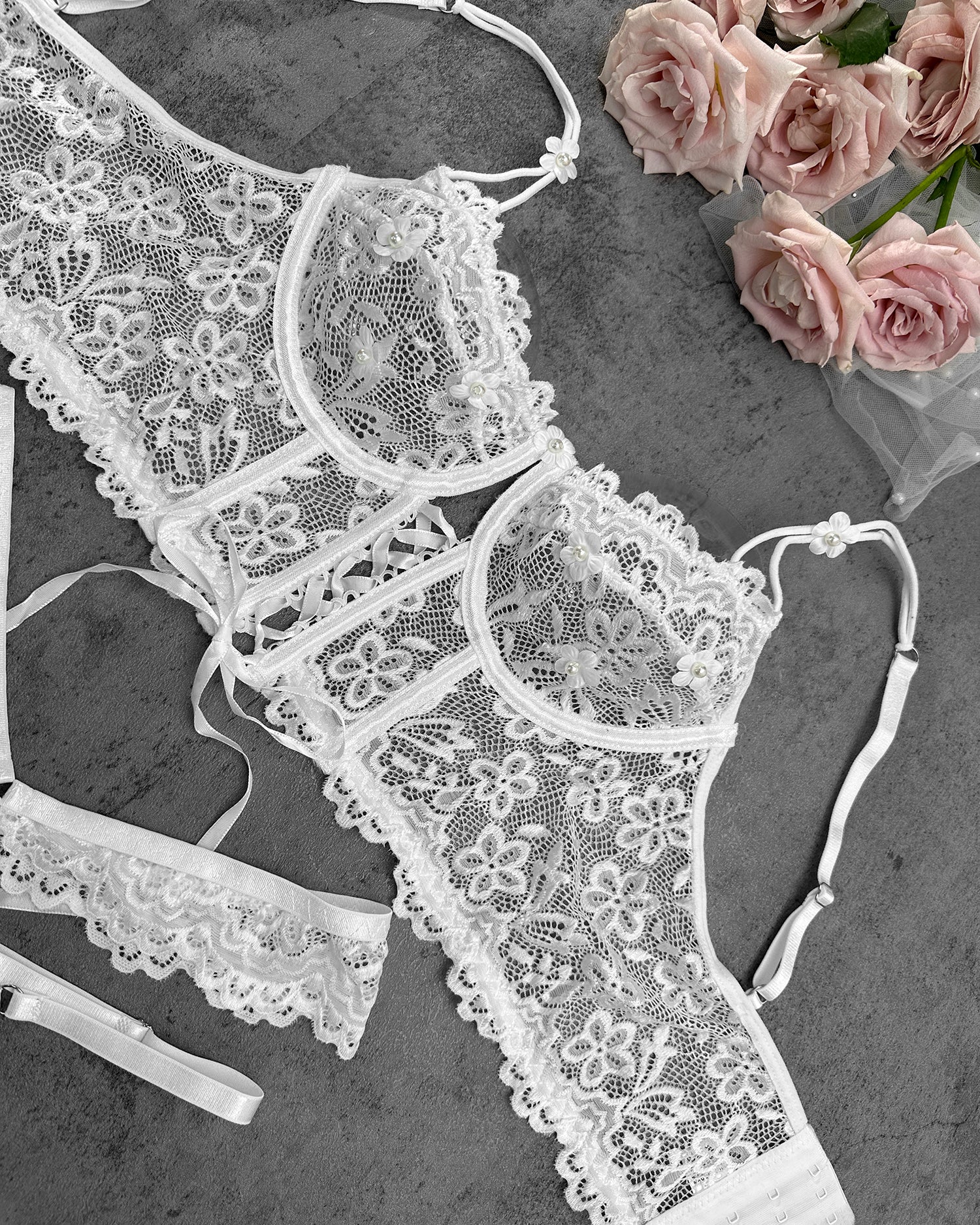 White Pearls Small Flower Lace Lingerie Set