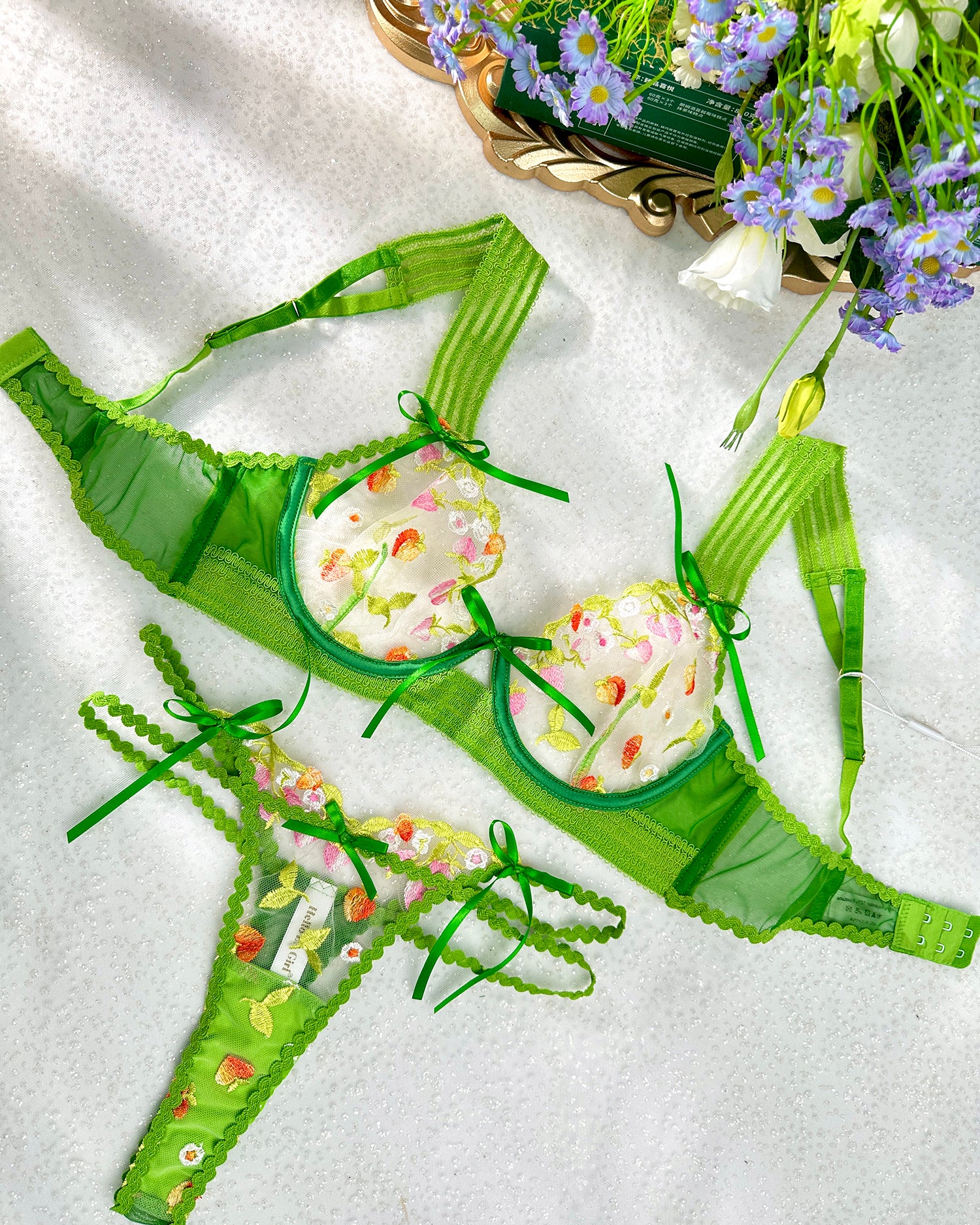 Summer Garden Green Floral Lace Lingerie Set