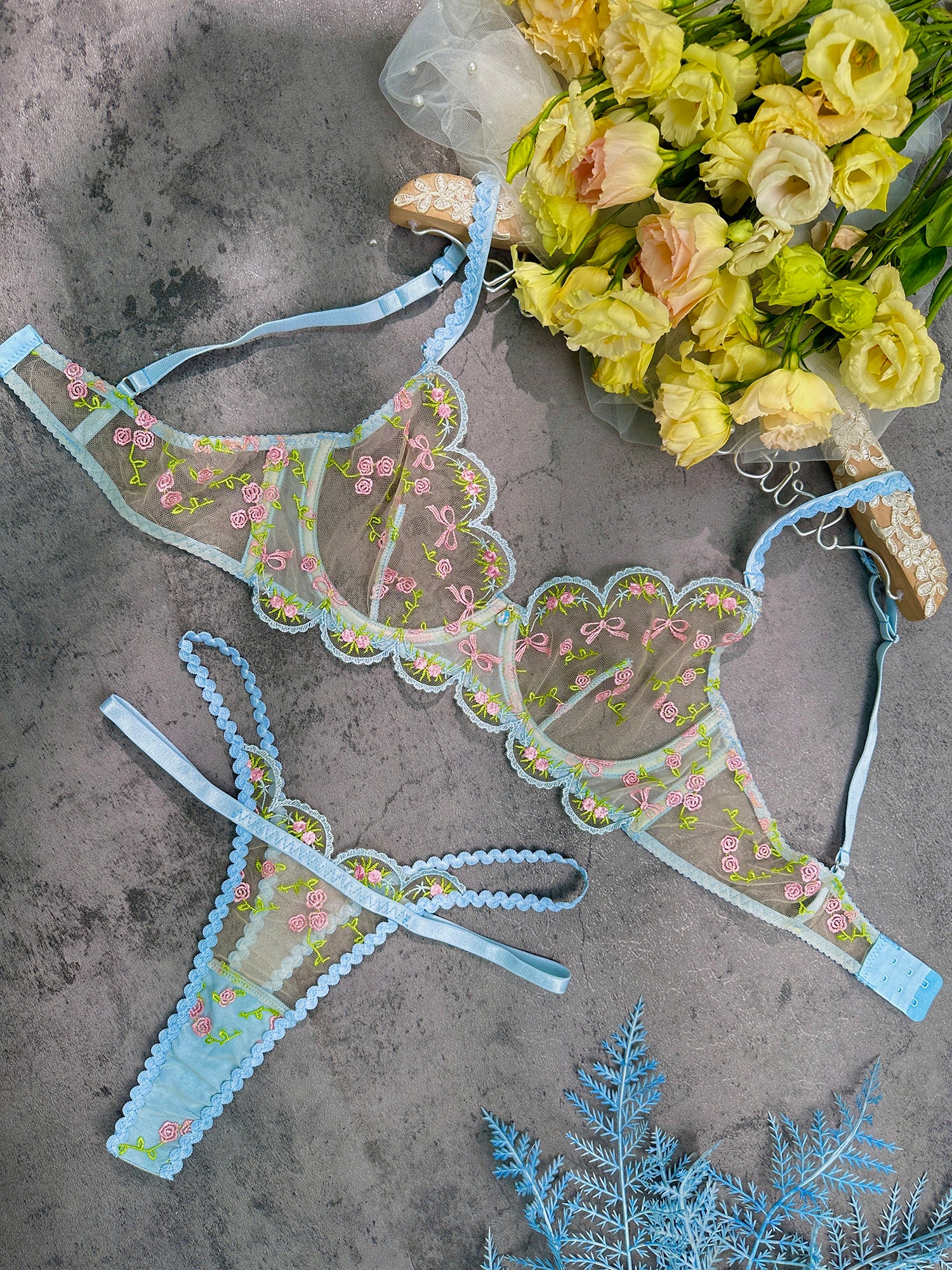 Summer Dream Light Blue Floral Lace Lingerie Set
