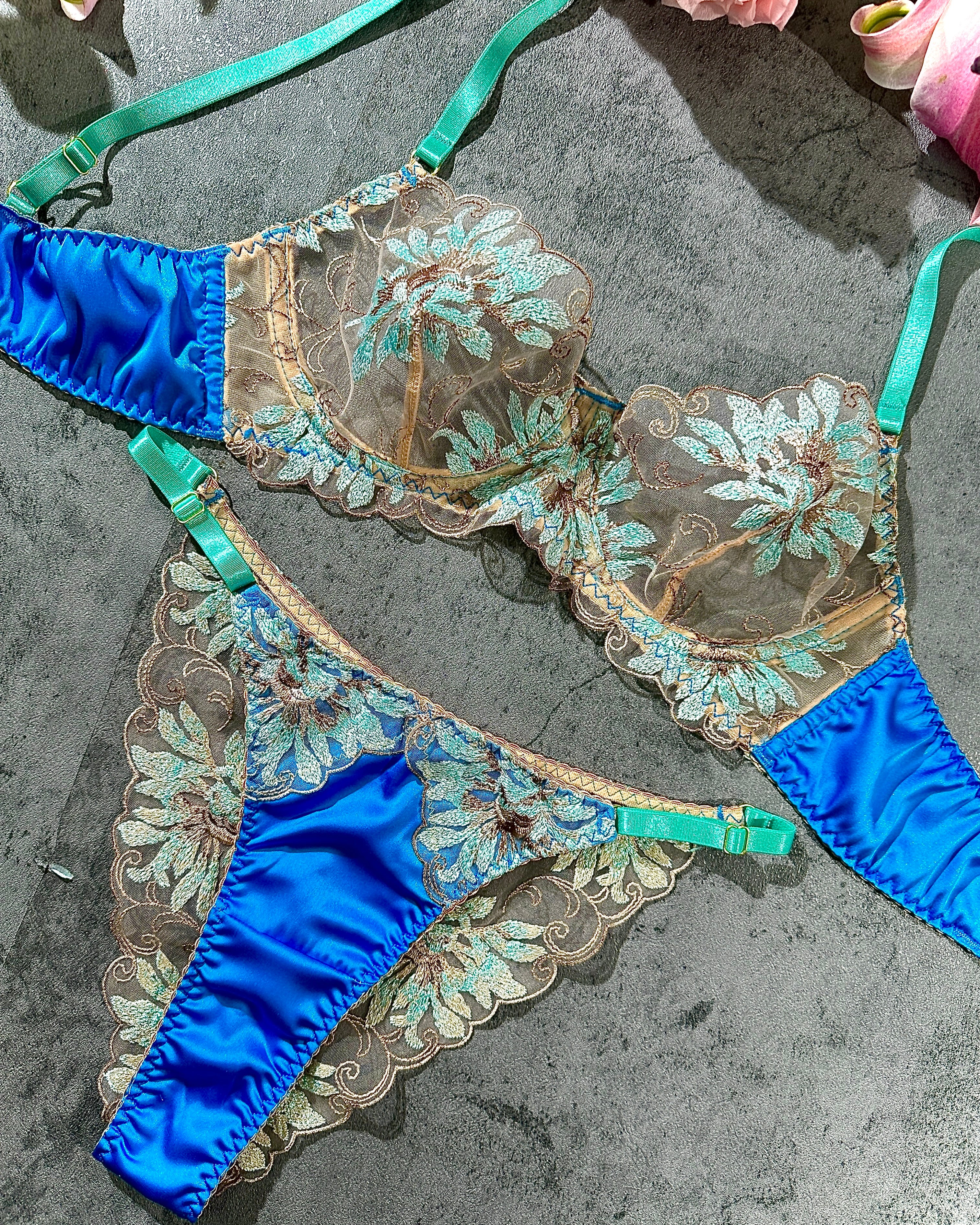 Vintage Peacock Blue Lingerie Set