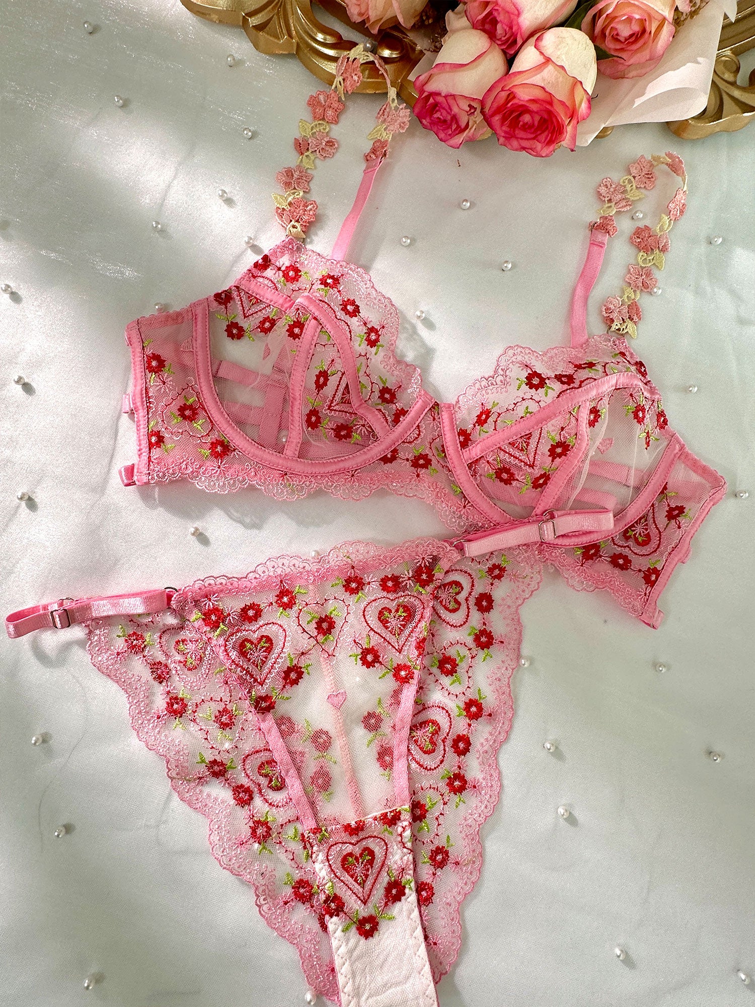 Pink Cute Sweetheart Lace Embroidery Thong