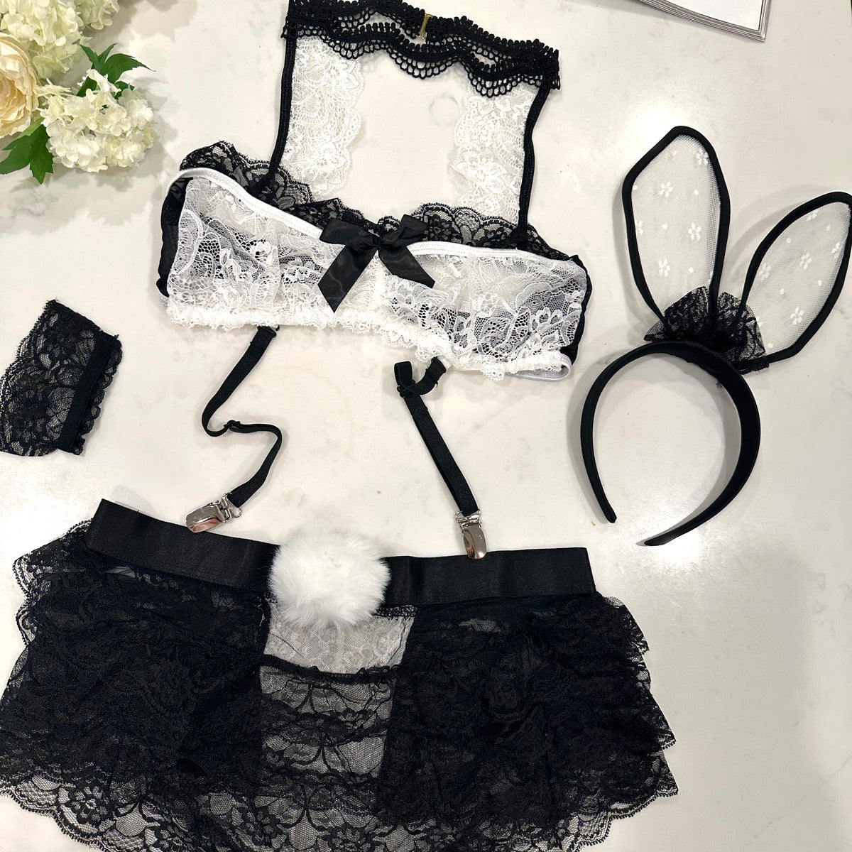 Black Sheer Floral Lace 2‑Piece Lingerie Set| HelloLAGirl – Hello.LA.Girl